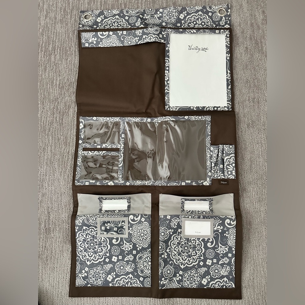 Thirty-one Wall Hanging Home Organizer. Brown.